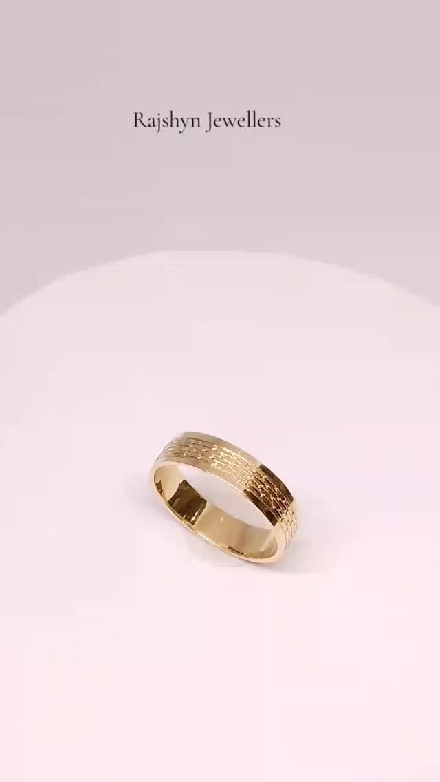 Exquisite Gold Jewelry
